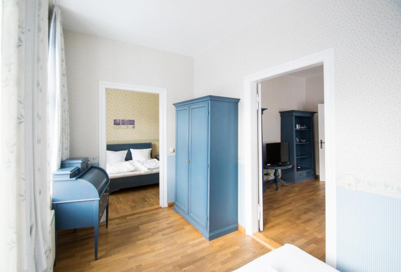 Haus Borgwardt Im Ostseebad Goehren 괴렌 외부 사진